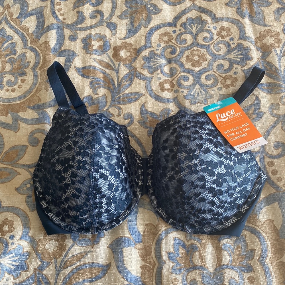 New with tags Warner’s bra